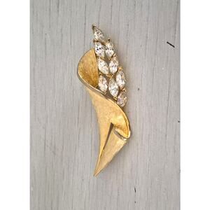 Vintage BSK Designer Wheat Flower Gold-tone Rhinestone Brooch